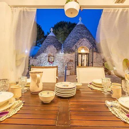 别墅 Trulli Delle Grotte *