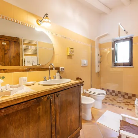 Trulli Delle Grotte * 卡斯特拉纳格罗泰