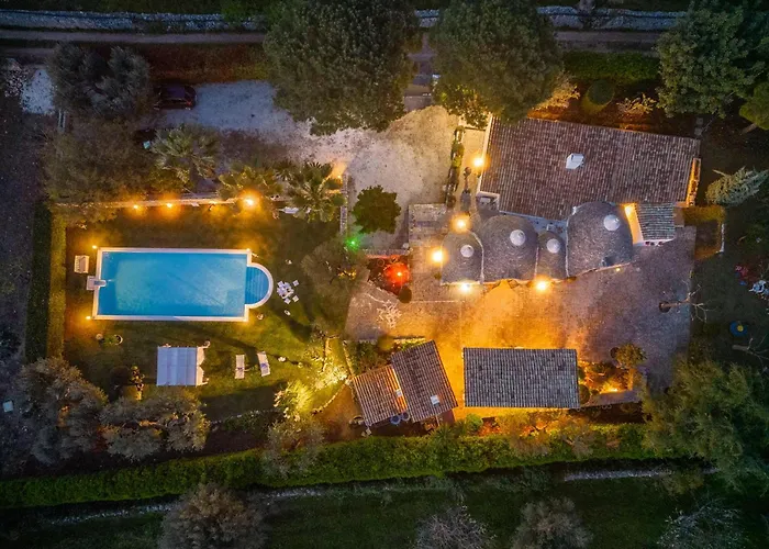 Trulli Delle Grotte Castellana Grotte